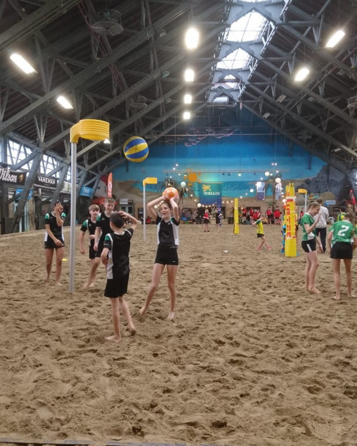 Achilles%20D1%20-%20Beachkorfbal%20Kampioen%20(3).jpg