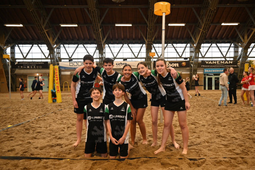 Indoorbeach 1.jpeg