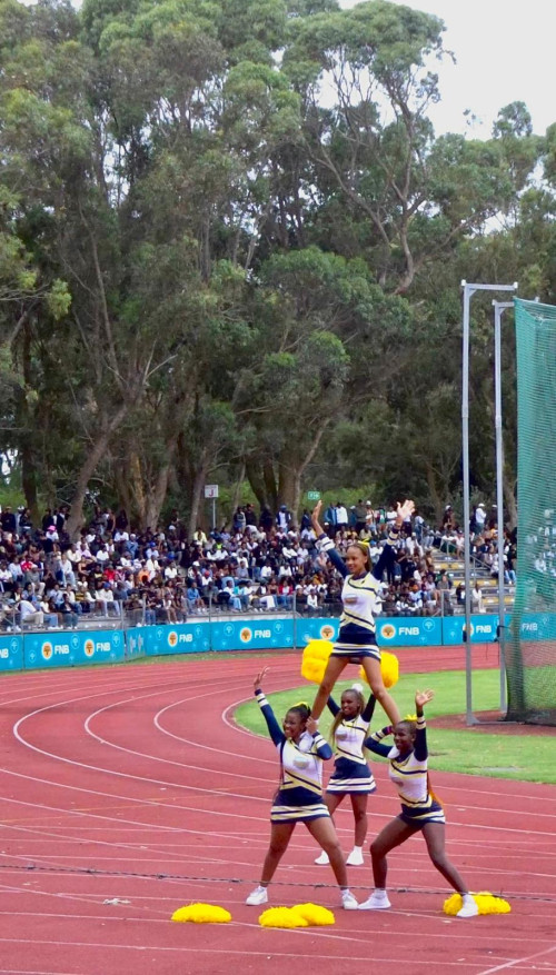 vakkie A cheerleaders.jpeg
